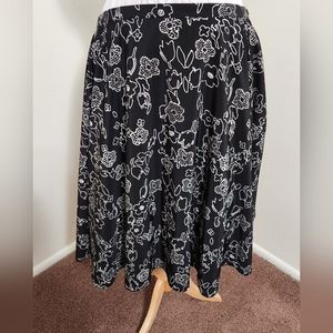 ModCloth Ikebana For All Swing Black & White Floral Skirt 2X.